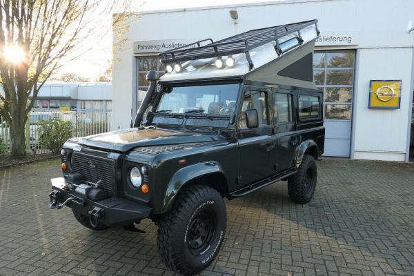 Land Rover Defender 110 TD5 ***Hubdach plus mega Zubehör***